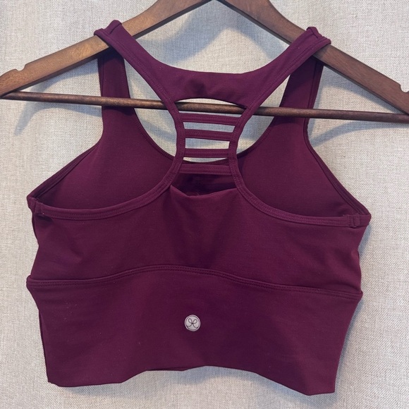 Women's Burgundy Strappy Sports Bra - Picture 3 of 3